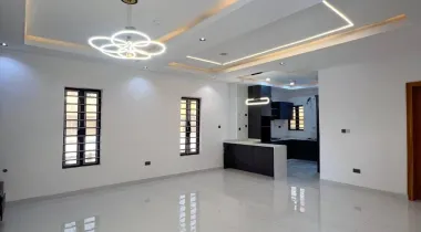 4 BEDROOM FULLY DETACHED DUPLEX FOR RENT