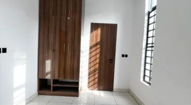 SPACIOUS 4 BEDROOM SEMI DETACHED DUPLEX AT IKOTA LEKKI LAGOS FOR SALE