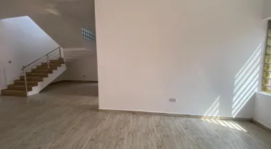 3 bedroom Semi-detached Duplex