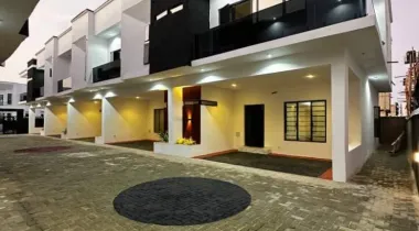 3BEDROOM  TERRACE DUPLEX WITH BQ FOR SALE