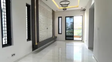 Sales Alert* 5bedroom fully detached with bq ,ante room, study room, dry kitchen , wet kitchen,cinema, swimming pool  Location: freedom way, lekki Phase 1, Lagos