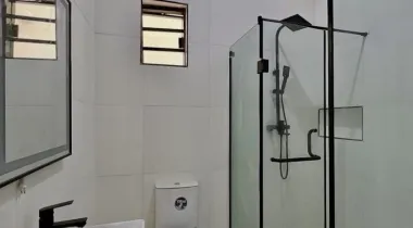 5 BEDROOM FULLY DETACHED DUPLEX WITH BQ FOR SALE