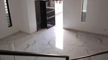 4 bed semi detached  Brand new duplex