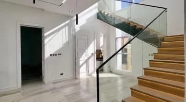 6 Bedroom Fully Detached Duplex