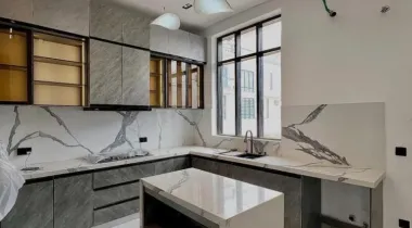 5 Bedroom Fully Detached Duplex