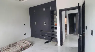 3 bedroom duplex with bq 