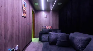 1 BEDROOM APARTMENT WIT CINEMA FOR SHORT-STAY