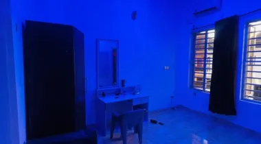 Single room upstairs 