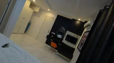 Luxurious ONE BEDROOM APARTMENT WITH PS5(1st floor)