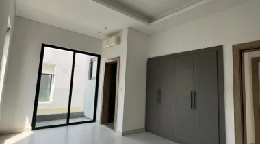 SUPER LUXURY SWEET  4 BEDROOM SEMI DETACHED DUPLEX