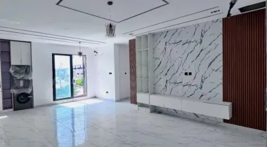 BEST FOR SHORTLET, AIRBNB &amp; RENTALS✅ 📍IKATE LEKKI | 2 BED | N160M NET Fully Serviced 2 Bedroom Apartments with Elevator , Swimming pool, Gym for sale‼️‼️