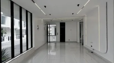 📍CHEVRON LEKKI | 5 BED | N450M Contemporary Designed 5 Bedroom Fully Detached Duplex with Outdoor Lounge for sale‼️‼️