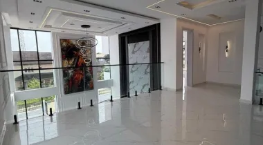 SPACIOUS 5 BEDROOM FULLY DETACHED DUPLEX WITH POOL, CINEMA &amp; ROOFTOP TERRACE Location: VGC, Lekki Lagos