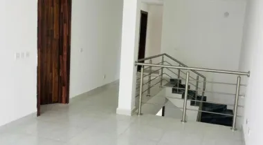 5 bedroom semi  detached duplex with bq
