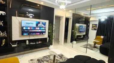 Luxurious ONE BEDROOM APARTMENT WITH PS5(1st floor)