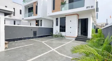 5 Bedroom Fully Detached Duplex