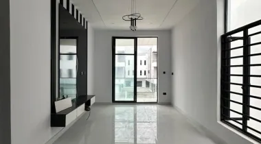 4 semi detached duplex