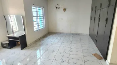 Master Studio Room Apartment Available