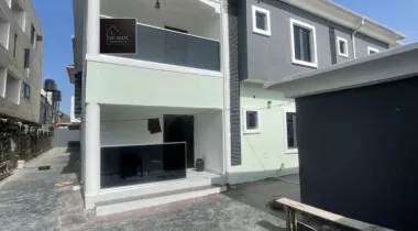 Well Maintained 2 Bedroom Apartment Located at Lekki, Phase 1, Lagos For Rent