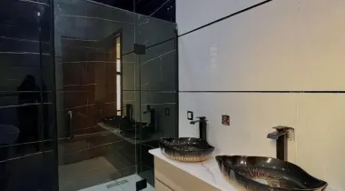 ORCHID LEKKI | 5 BED | N385M CONTEMPORARY DESIGNED 5 BEDROOM FULLY DETACHED DUPLEX WITH SWIMMING POOL, AMPLE PARKING SPACE, BQ FOR SALE‼️‼️