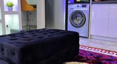 A FULLY FURNISHED MINI FLAT (A ROOM &amp; PALOUR) IN AN ESTATE, @ 📍 Ilaje,Lagos . .mobile road