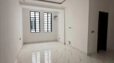 2 Bedroom Apartments