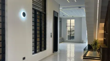 SALES ALERT* EXQUISITELY FINISHED LUXURY 5 BEDROOM FULLY DETACHED DUPLEX WITH , SWIMMING POOL AND BQ