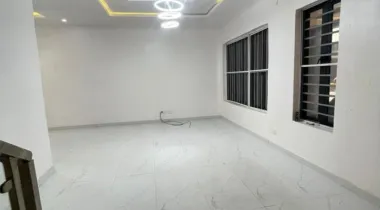 Exquisite 3 Bedroom Terrace Duplex