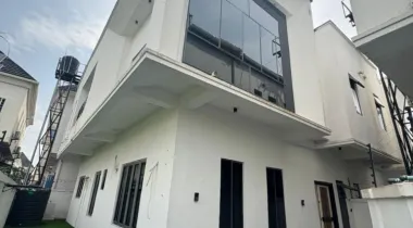 4 Bedroom Semi Detached Duplex available for rent