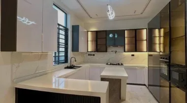 5 Bedroom Fully Detached Duplex