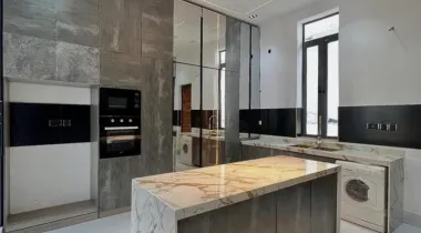 5 BEDROOM FULLY DETACHED DUPLEX WITH BQ FOR SALE