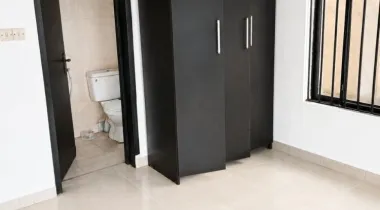 Mini flat (room and parlour) for rent Serviced and Well Maintained Mini Flat Off Freedom Way, Ikate, Lekki, Lagos