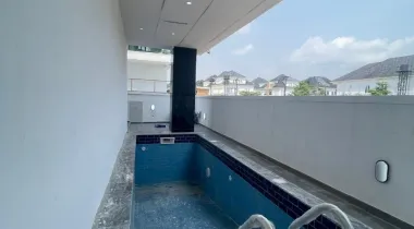 SALES ALERT* EXQUISITELY FINISHED LUXURY 5 BEDROOM FULLY DETACHED DUPLEX WITH , SWIMMING POOL AND BQ  Location Chevron Toll Gate , Lekki, Lagos  Price:  N450M