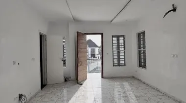 4 Bedroom Detached Duplex