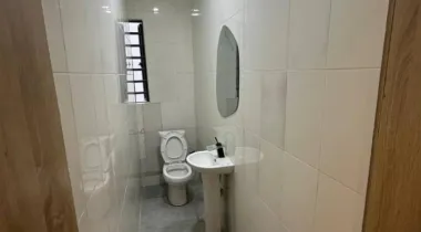 ‎Brand New 2 Bedroom, Ologolo lekki.