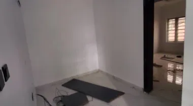 3bedroom duplex with BQ for rent Located inside call to access estate at theranex