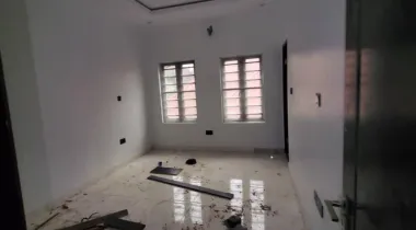 3 bedroom duplex with bq 