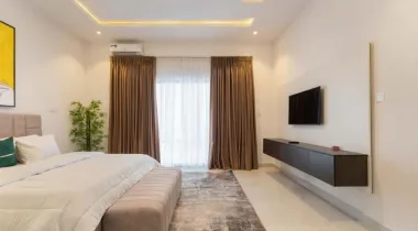 Book this cozy and cute 🥰 2 bedroom apartment {second floor)