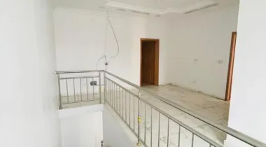 4 bedroom semi detached duplex with a bq 