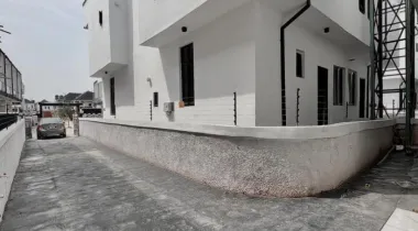 4 BEDROOM SEMI DETACHED DUPLEX WITH BQ AT IKOTA LEKKI FOR SALE