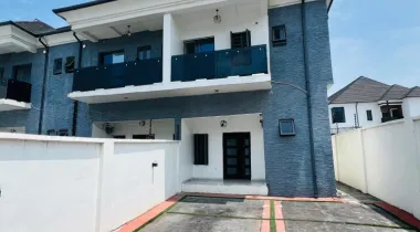 : 3 Bedroom Terrace