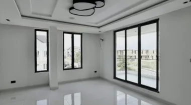 5 Bedroom semi Detached Duplex