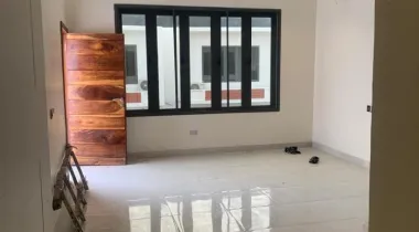 Fully service  4bedroom Terrace Duplex with fitted kitchen with amenities, large living room, swimming pool, gym, 24hrs of Electricity and security everyday and ample packing space  Location: ikate Lekki Lagos