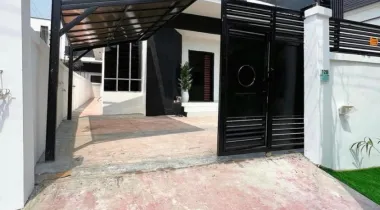 📍IKOTA LEKKI | 5 BED | N410M CONTEMPORARY DESIGNED 5 BEDROOM FULLY DETACHED DUPLEX WITH A CINEMA, WINE BAR, AMPLE PARKING SPACE. BQ FOR SALE