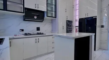 5 Bedroom Fully Detached Duplex