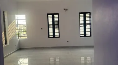 5 bedroom semi  detached duplex with bq