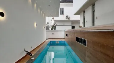 LEKKY COUNTY, LEKKI | N580M CONTEMPORARY 5 BEDROOM FULLY DETACHED DUPLEX WITH SWIMMING POOL, 5 CARS SPACE FOR SALE ‼️