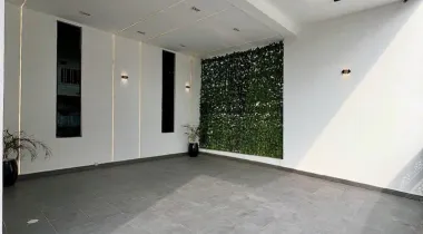 5 Bedroom Fully Detached Duplex