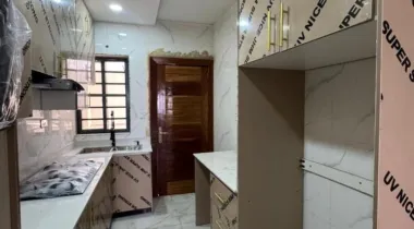 Brand new 2 bedroom flat, Ologolo lekki. Rent 8m
