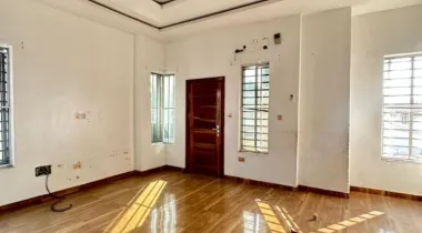 Luxury spacious 4 bedroom en-suite duplex with BQ for rent